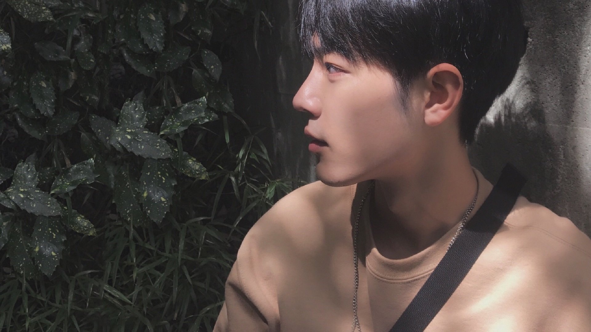 重庆斯威在主场击败大连一方,全取三分,重庆斯威主场位置